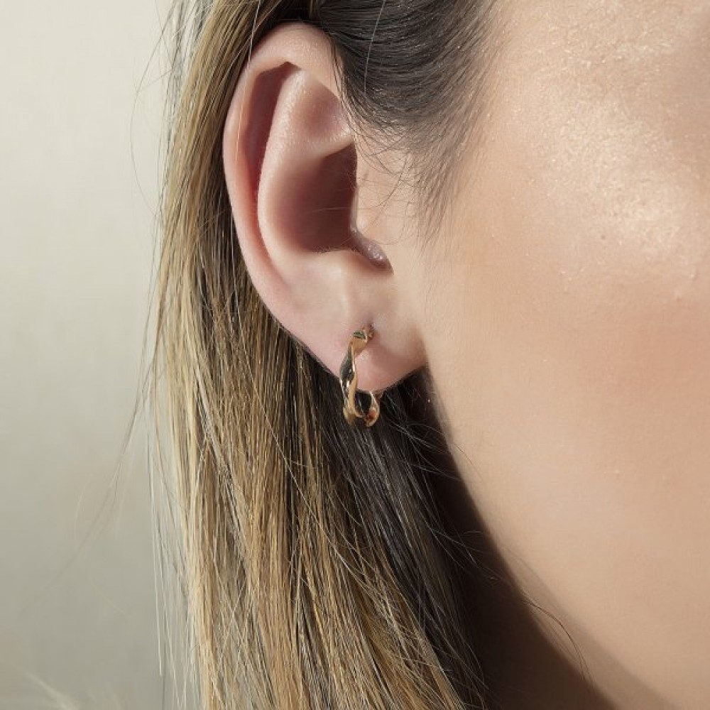 1.55 Gram Halka Burgu Küpe