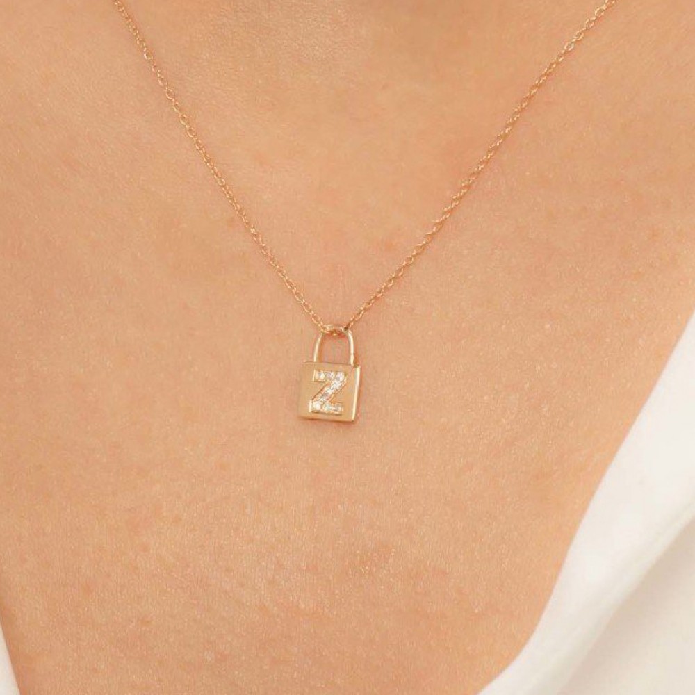 Pırlantalı (Z) Harfli Kolye