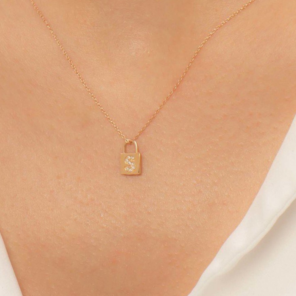 Pırlantalı (S) Harfli Kolye