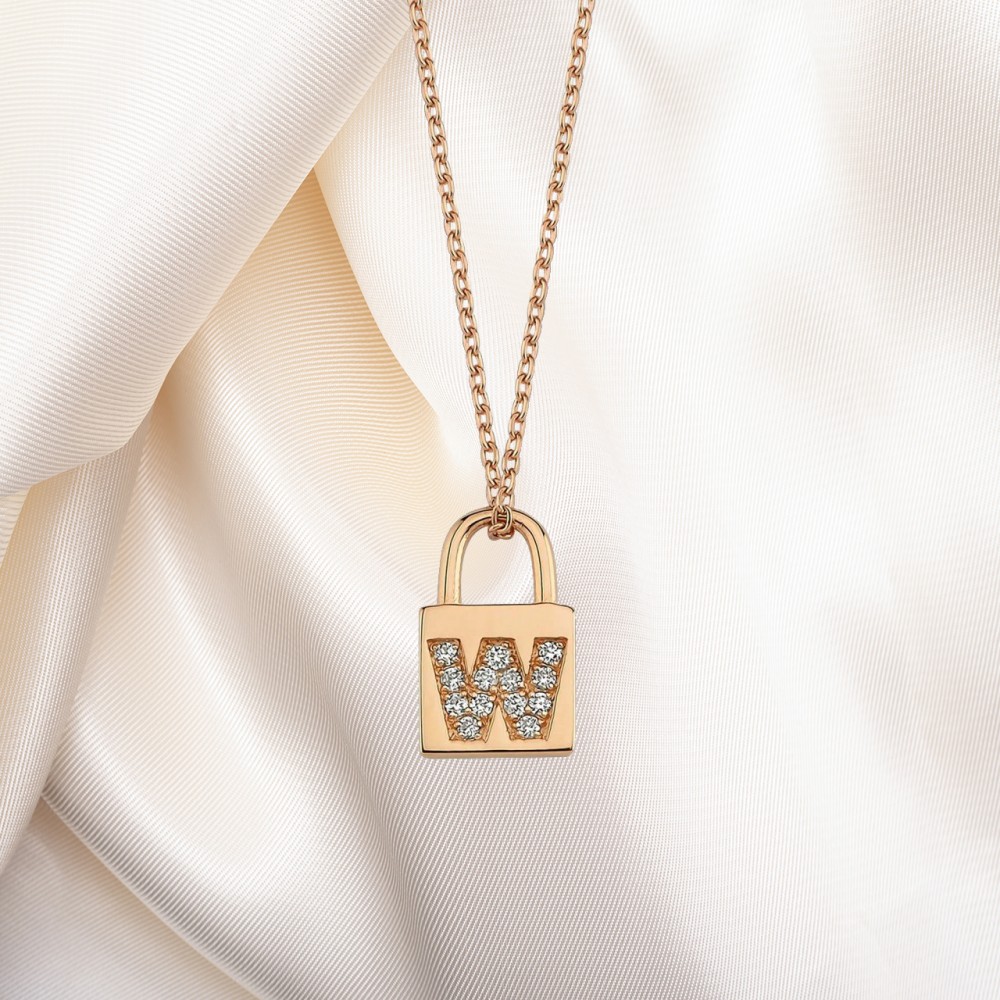 Pırlantalı (W) Harfli Kolye