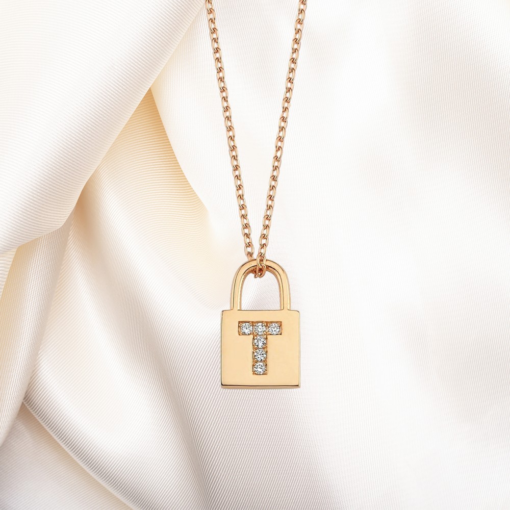 Pırlantalı (T) Harfli Kolye